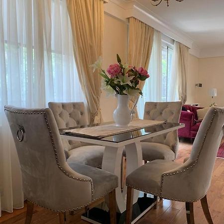 Lovely 3 Bedroom Apartment London Exterior foto